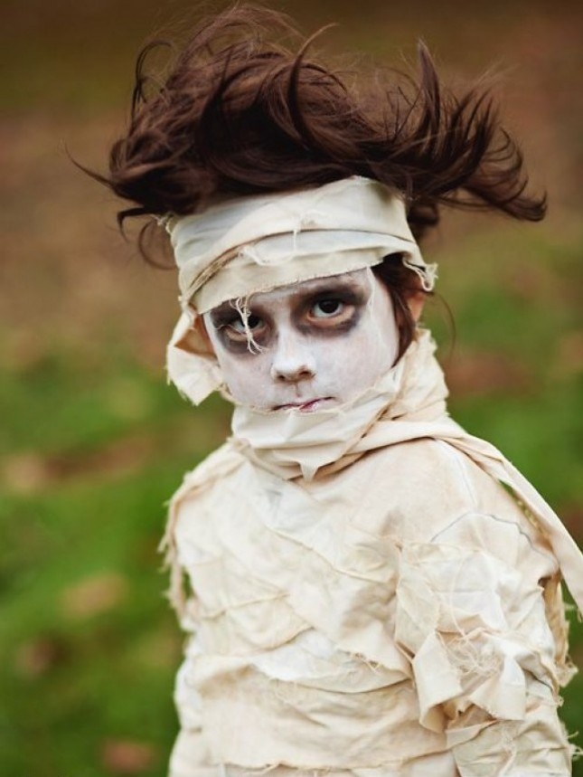 15 last minute halloween diy costumes - mummy - kidsstoppress